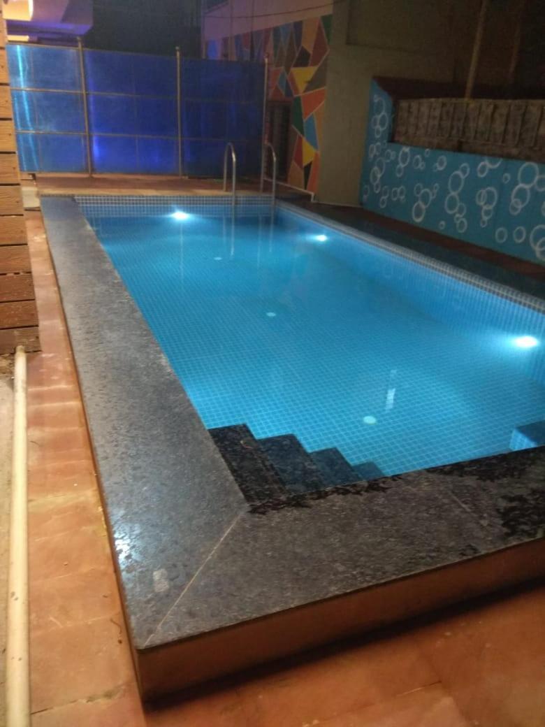 Hotel Phoenix โลนาวาลา ภายนอก รูปภาพ
