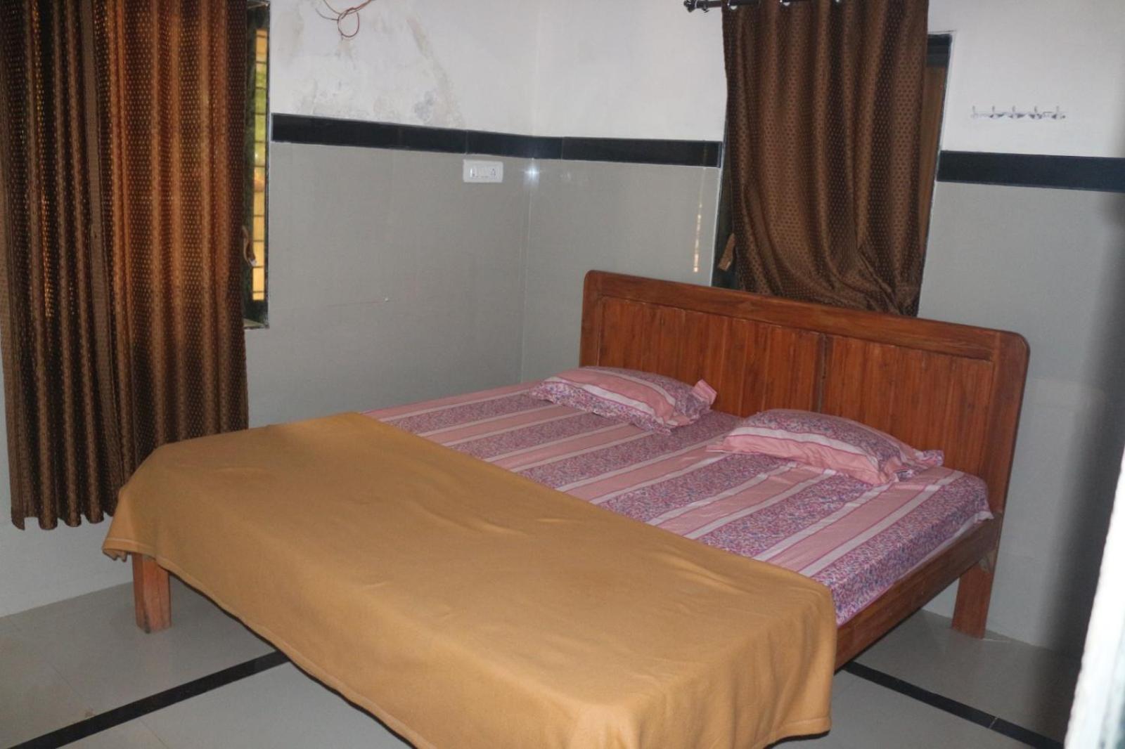 Hotel Phoenix โลนาวาลา ภายนอก รูปภาพ