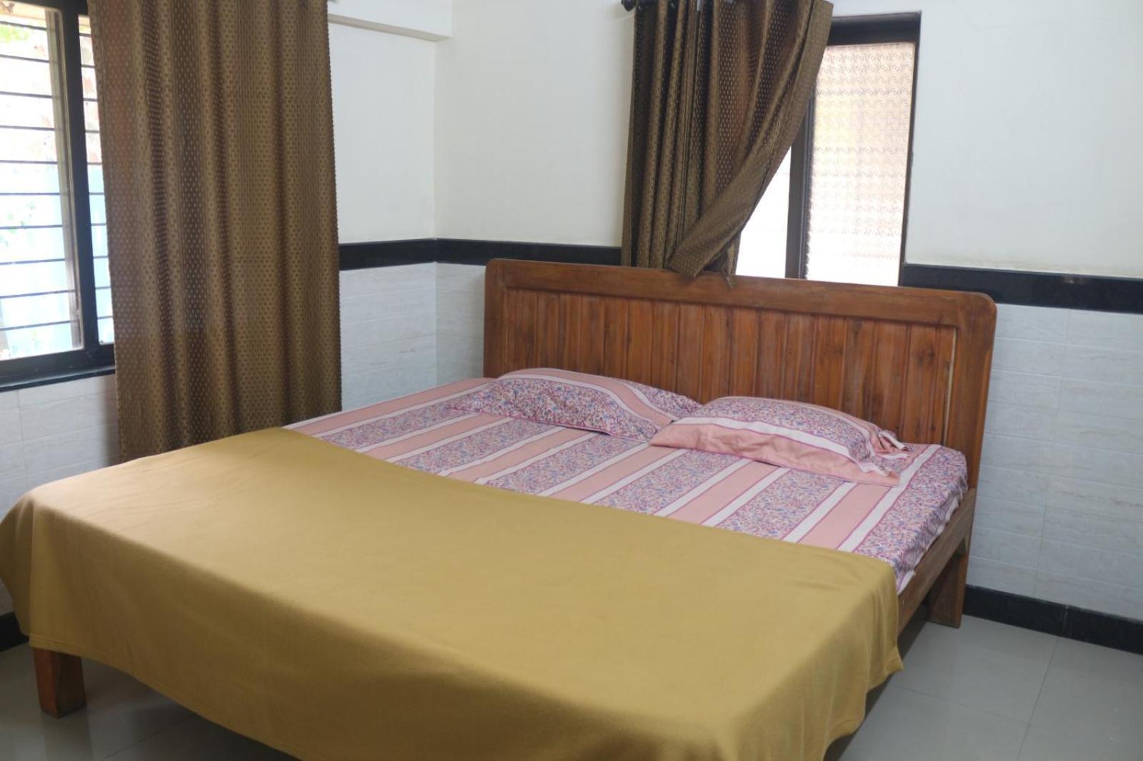 Hotel Phoenix โลนาวาลา ภายนอก รูปภาพ